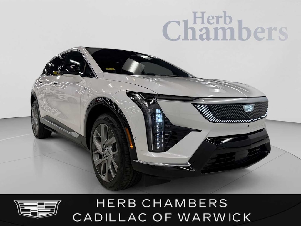 Used 2025 CADILLAC OPTIQ Luxury 2 AWD SUV