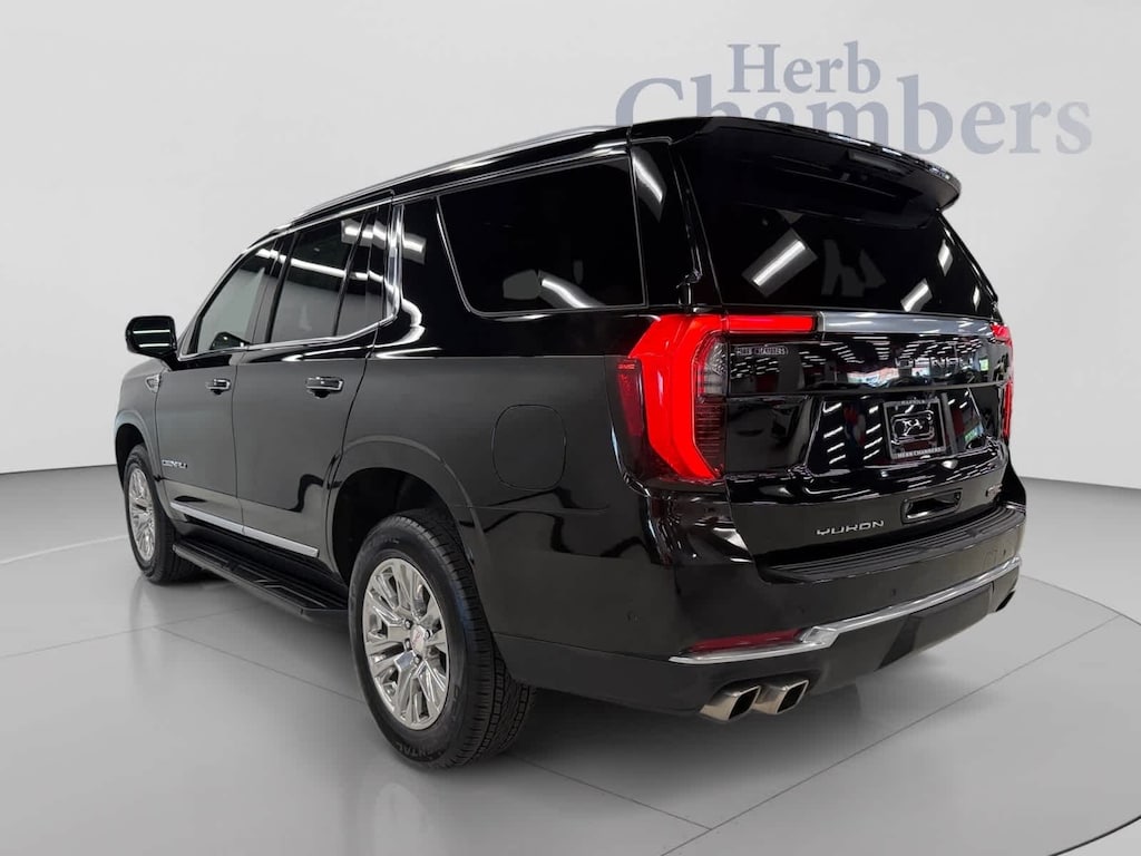 Used 2025 GMC Yukon Denali 4WD SUV