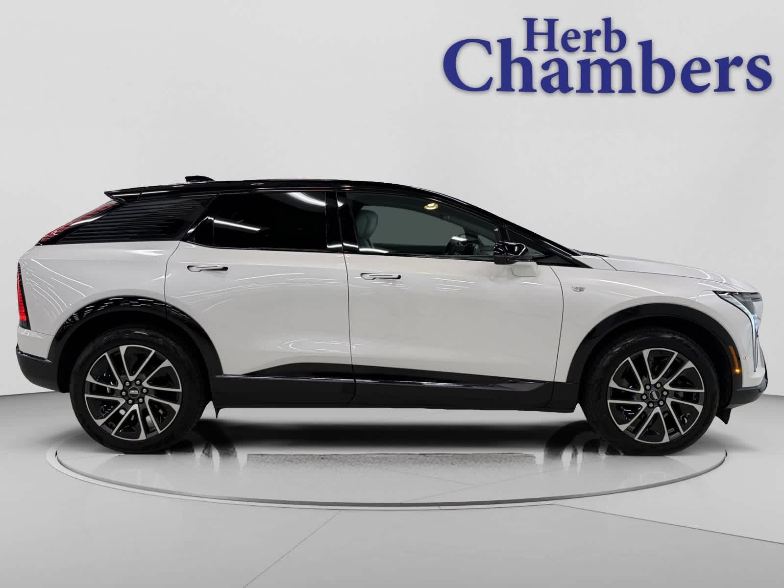 Used 2025 Cadillac OPTIQ Sport 1 with VIN 3GYK3EMR6SS100096 for sale in Warwick, RI