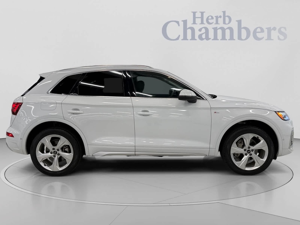 Used 2023 Audi Q5 S Line quattro w/ Prestige Package & 20" Wheels Utility