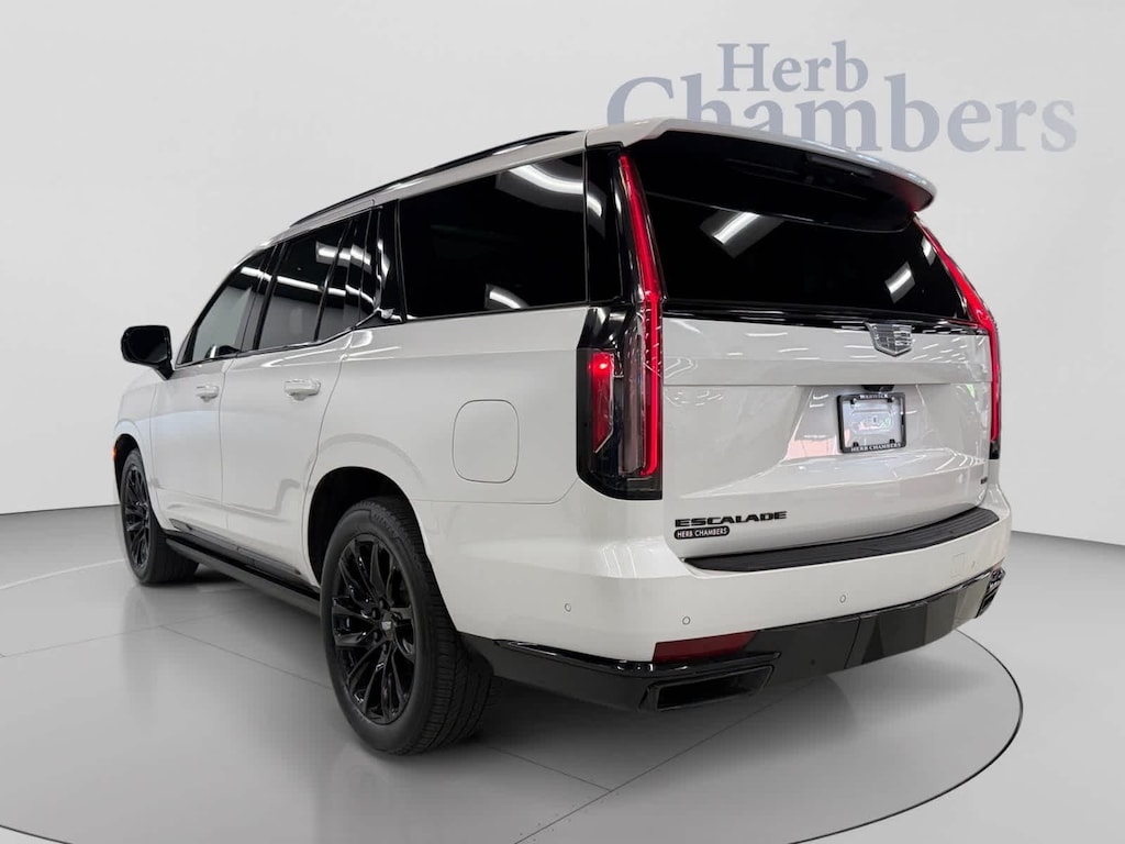 Used 2023 CADILLAC Escalade Sport 4WD w/ Onyx Package & Super Cruise SUV