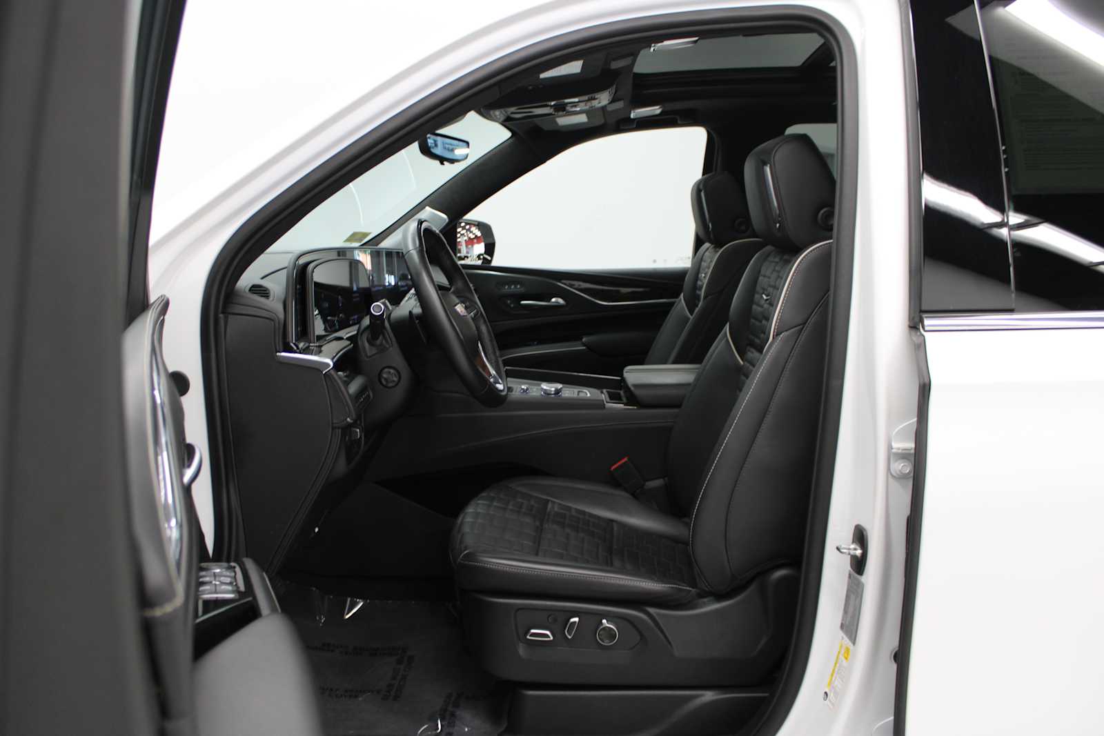 2024 Cadillac Escalade Premium Luxury Platinum - Photo 19