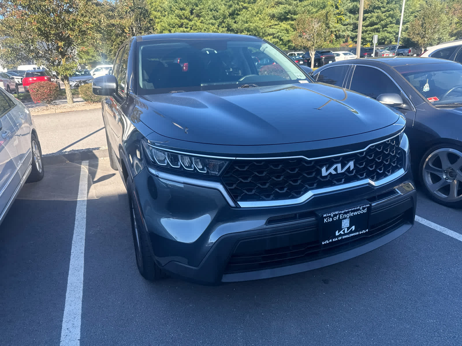 Used 2023 Kia Sorento LX AWD w/ 3rd Row Seating SUV