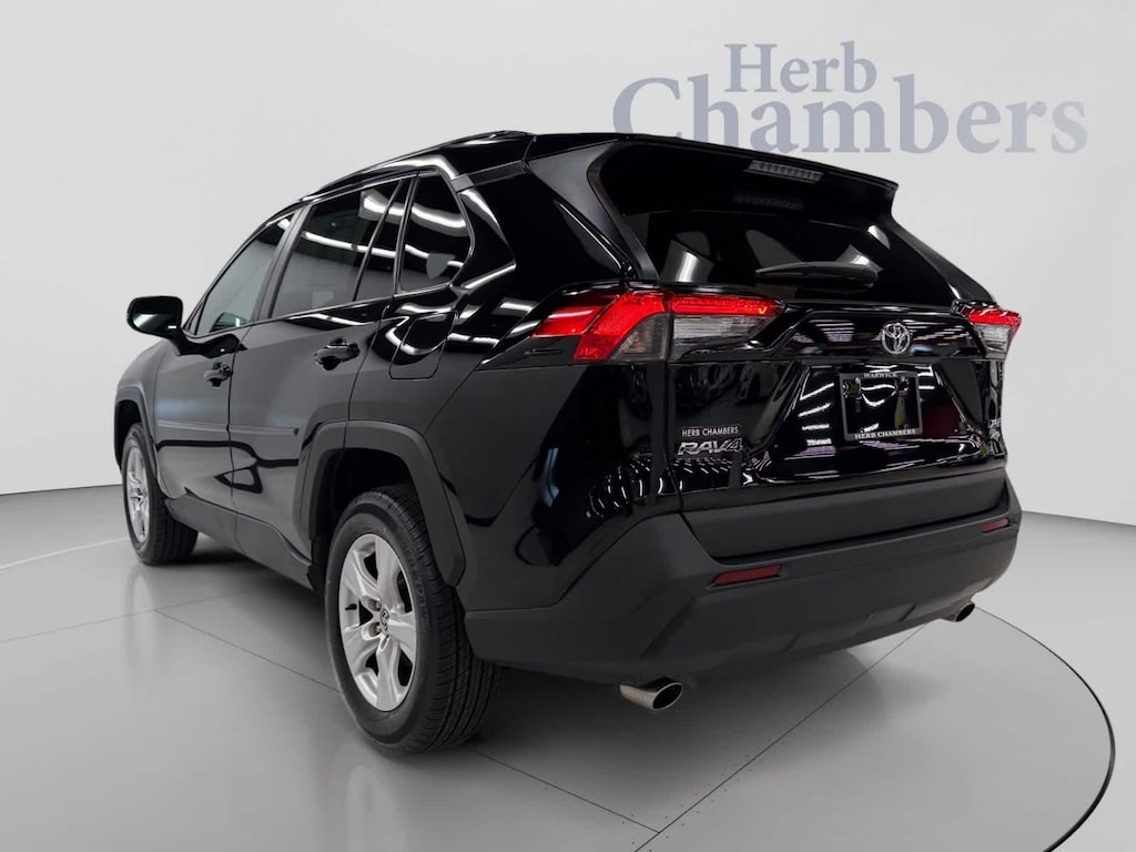 Used 2020 Toyota RAV4 XLE AWD w/ Convenience & Weather Packages Utility