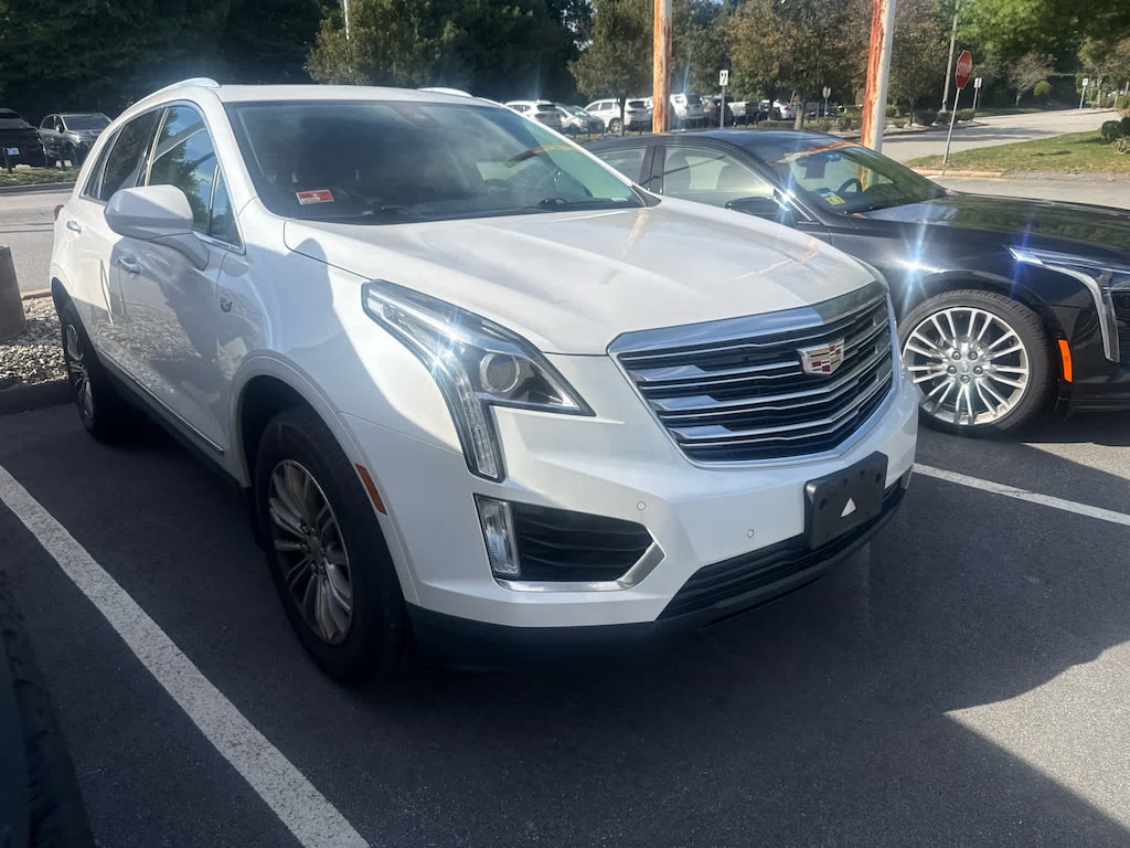Used 2017 CADILLAC XT5 Luxury AWD SUV