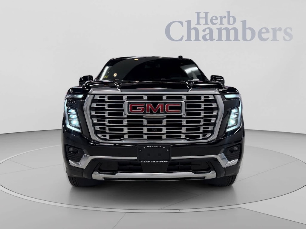 Used 2025 GMC Yukon Denali 4WD SUV