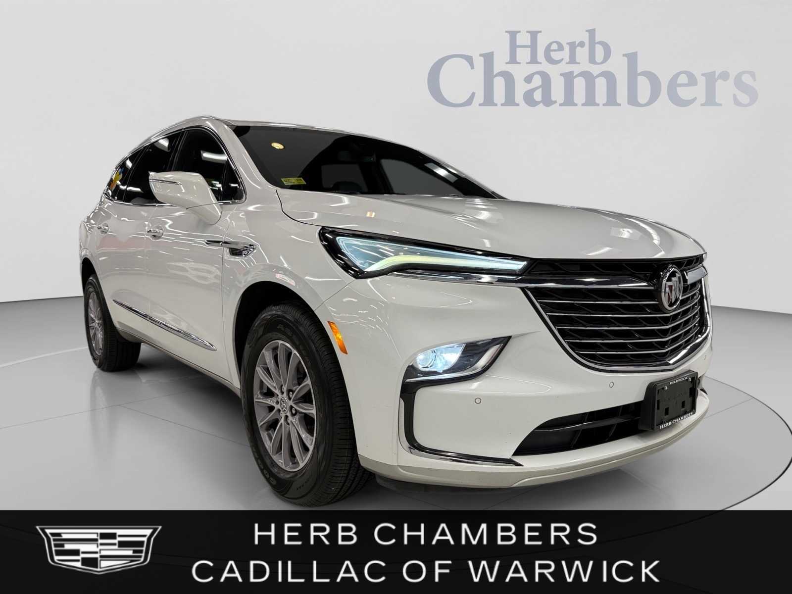 2023 Buick Enclave Essence
