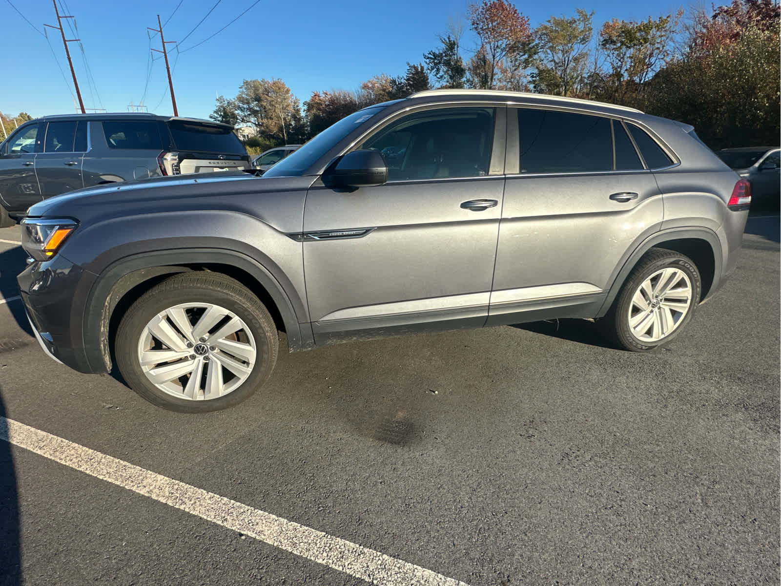 Used 2021 Volkswagen Atlas Cross Sport 3.6L V6 SE w/Technology SUV