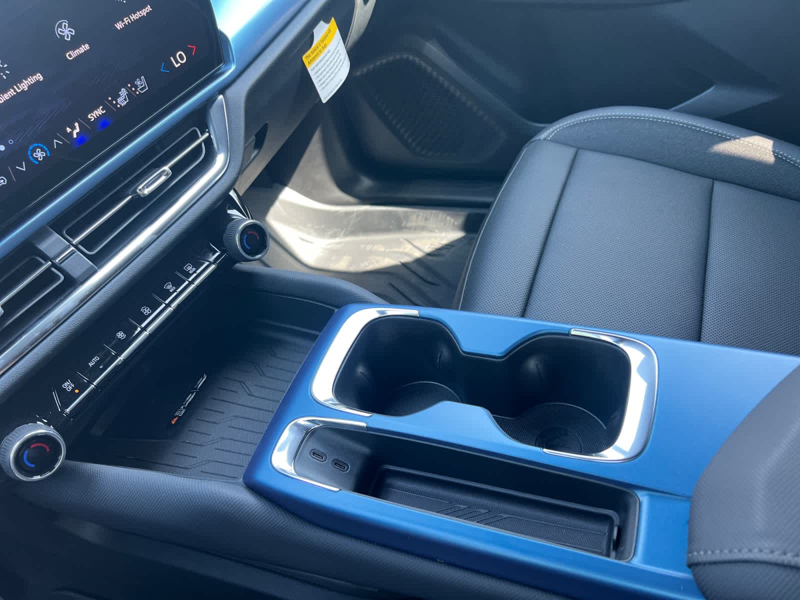 2026 Chevrolet Equinox EV 2LT - Photo 15