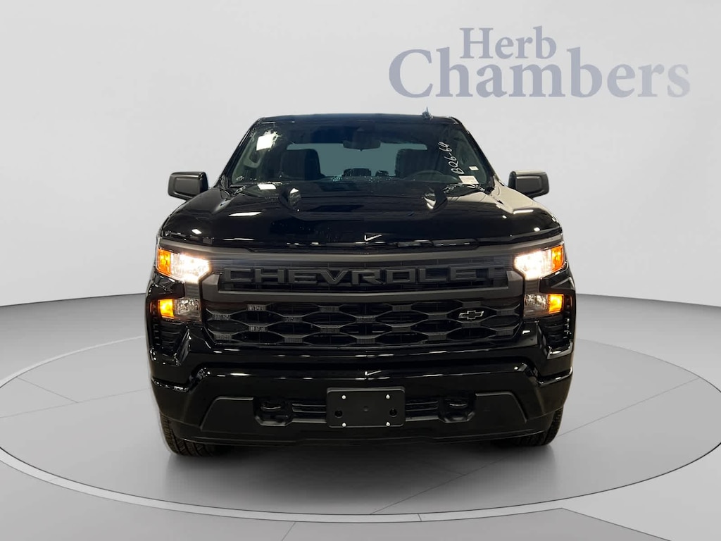 New 2026 Chevrolet Silverado 1500 Custom Truck