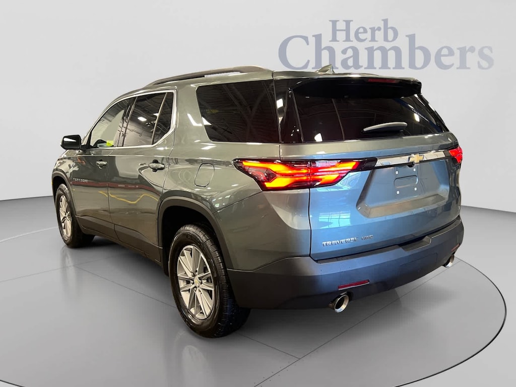 Used 2023 Chevrolet Traverse LT Cloth SUV