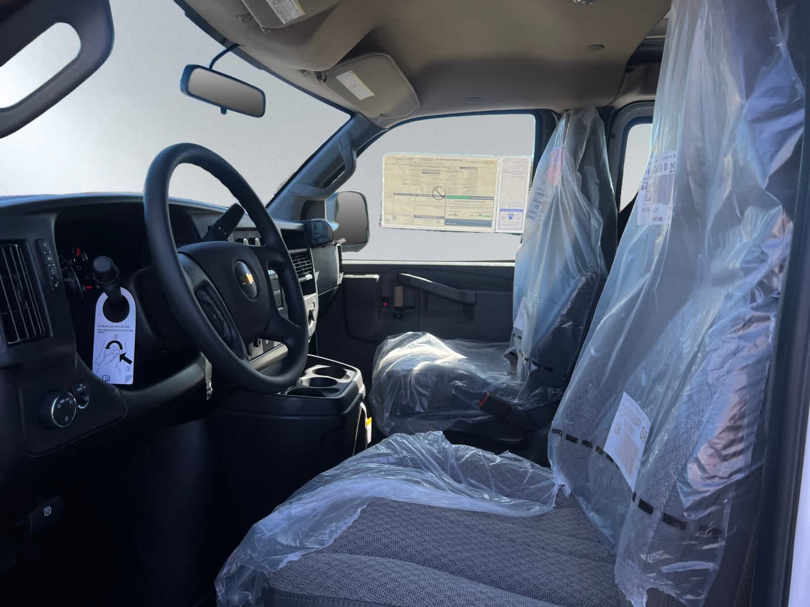 2025 Chevrolet Express Cargo Work Van - Photo 11