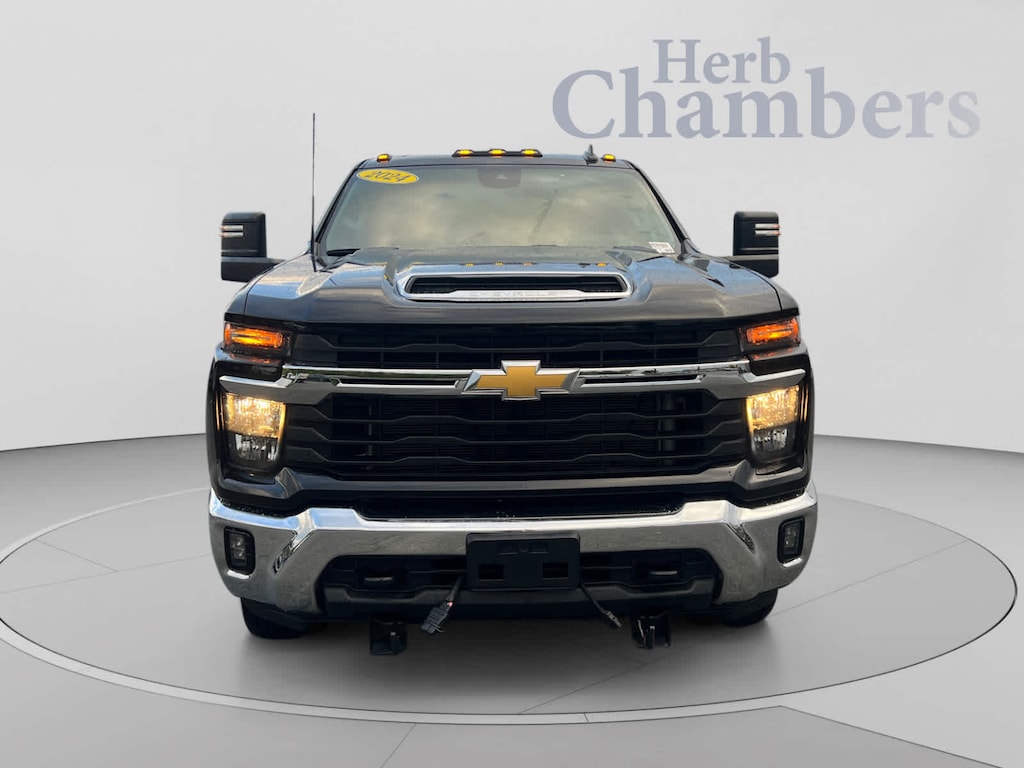 Used 2024 Chevrolet Silverado 2500 HD LT Truck Crew Cab