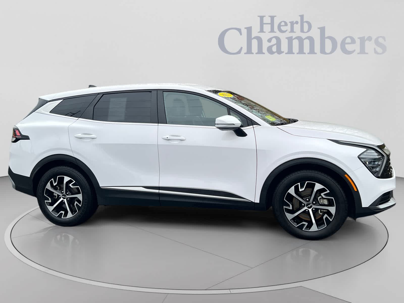 Used 2025 Kia Sportage EX SUV