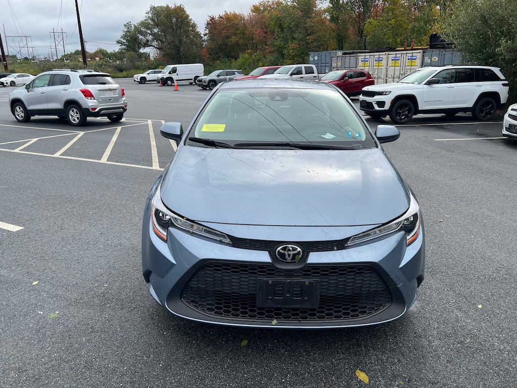 Used 2022 Toyota Corolla LE Sedan