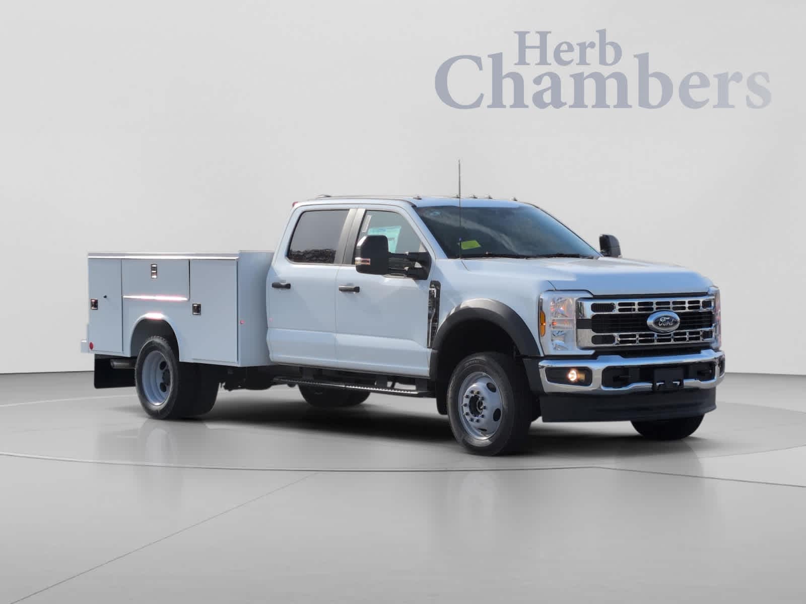 2026 Ford F-450 Super Duty Chassis Cab