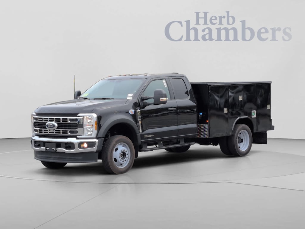 New 2026 Ford Super Duty F-450 DRW XLT Truck Super Cab