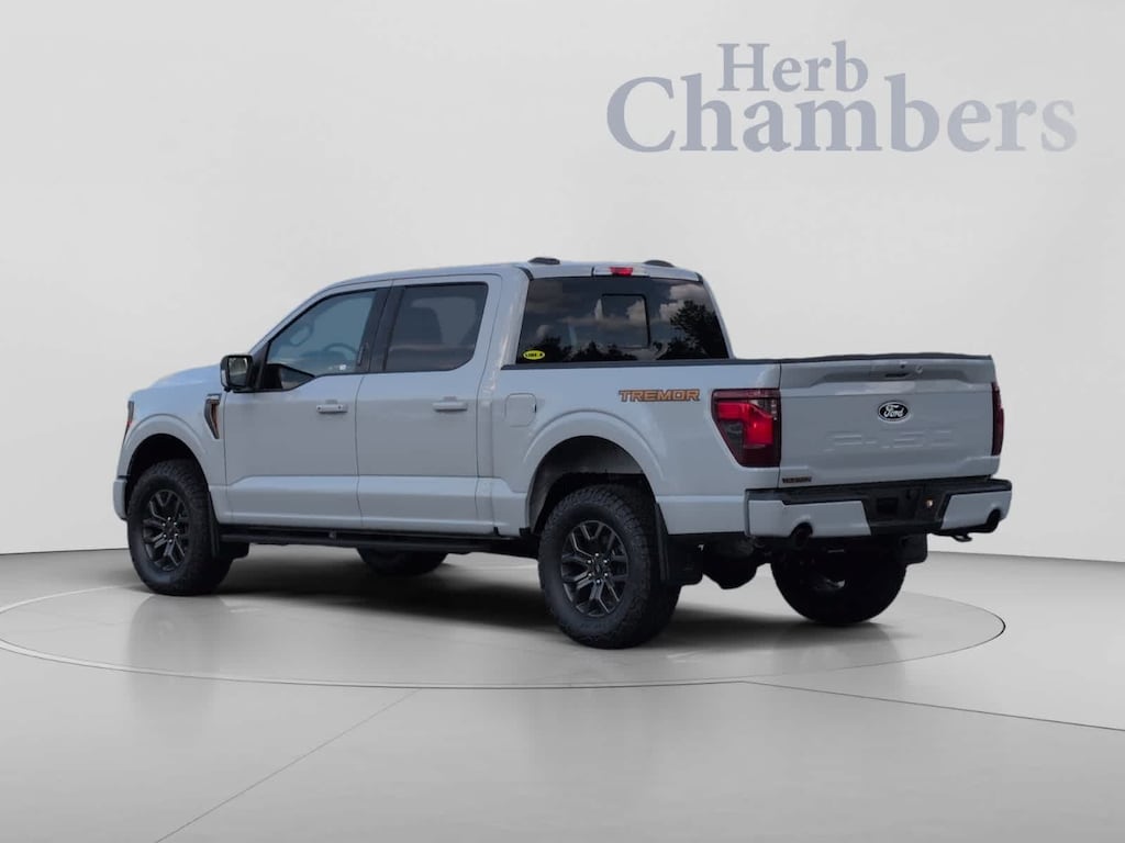 New 2026 Ford F-150 Tremor 4WD Supercrew 5.5 Box Truck SuperCrew Cab