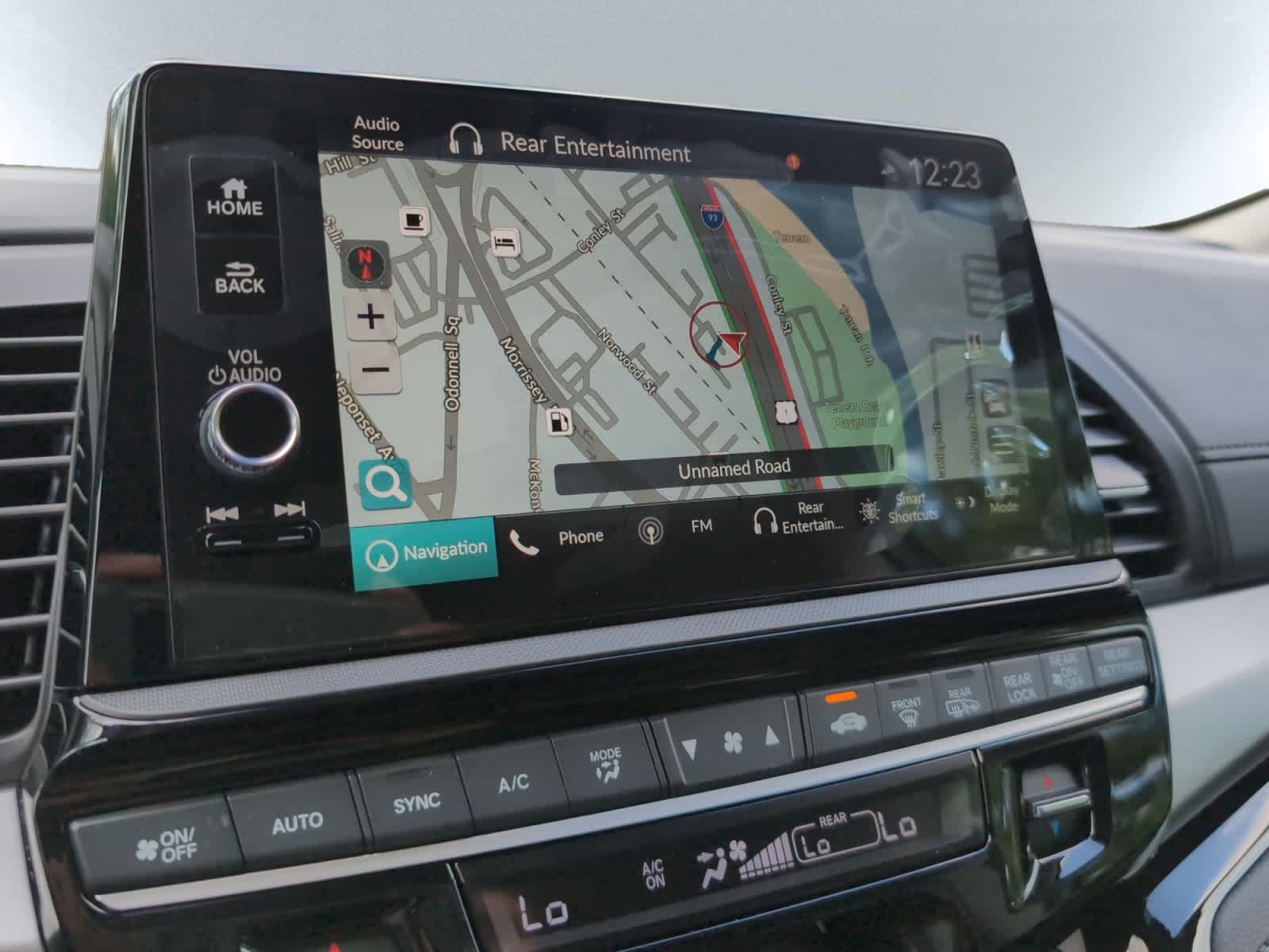 2026 Honda Odyssey Touring - Photo 14