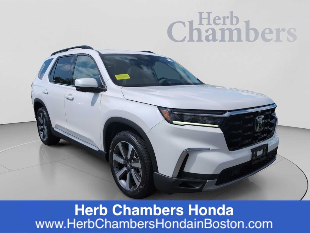 Used 2023 Honda Pilot Elite SUV