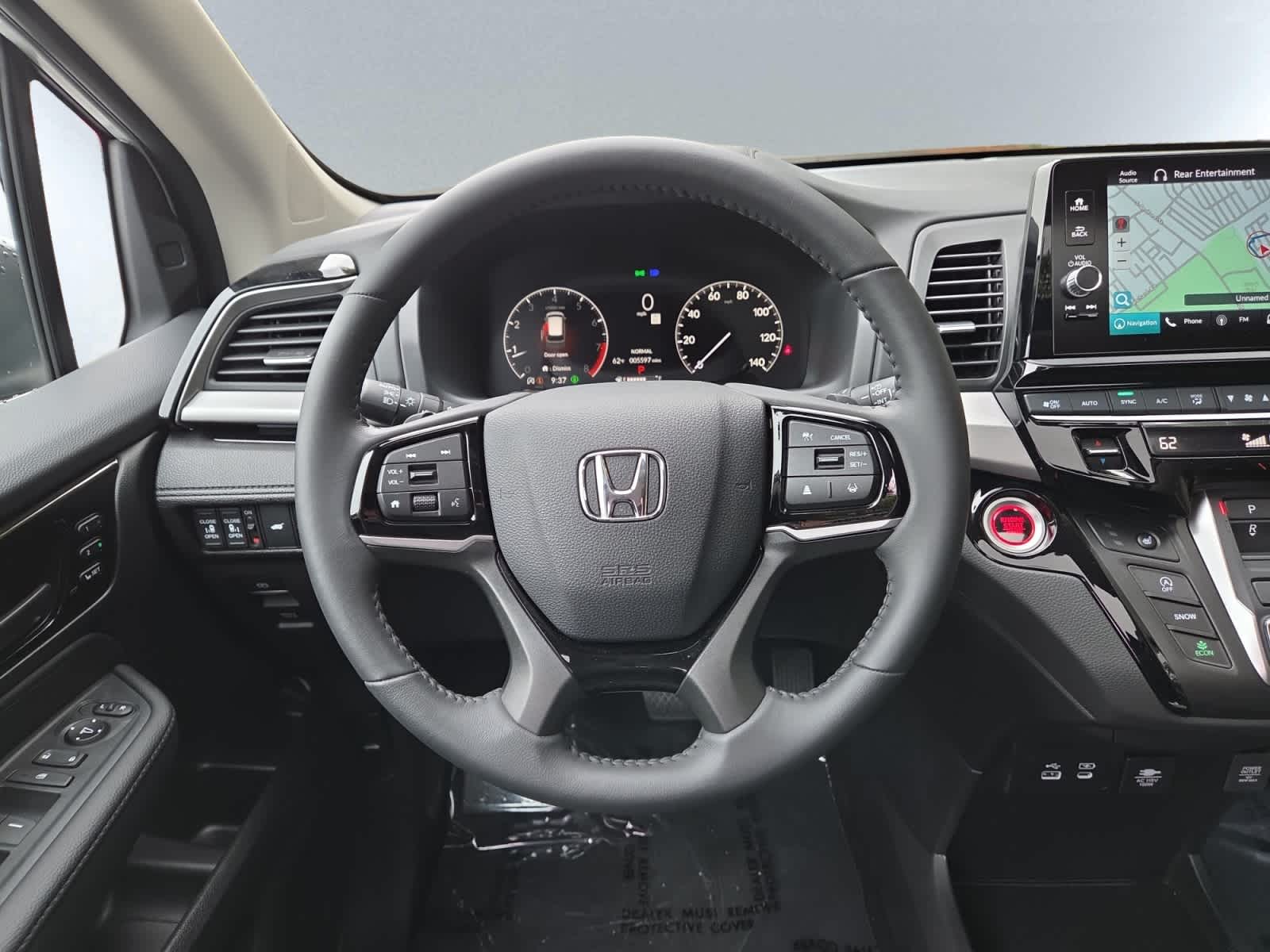 2026 Honda Odyssey Touring - Photo 18