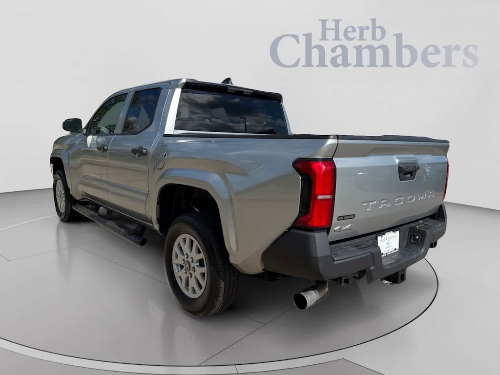 Used 2025 Toyota Tacoma SR Truck Double Cab