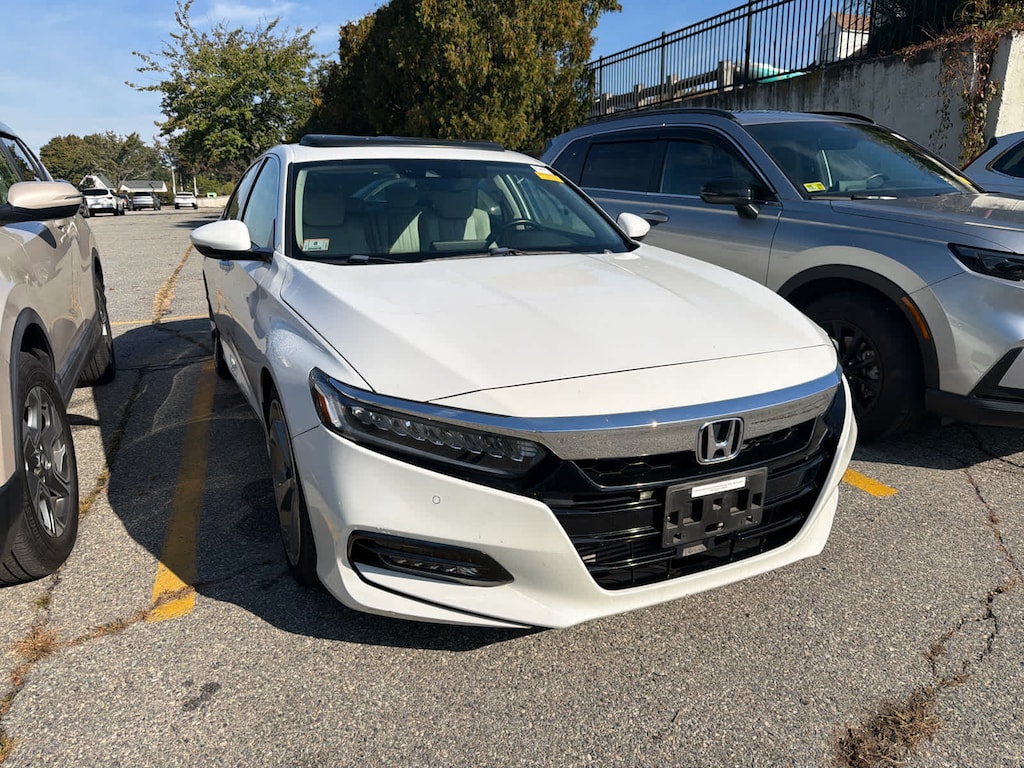 Used 2018 Honda Accord Touring Sedan