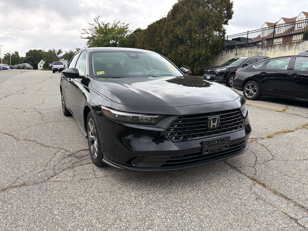Used 2024 Honda Accord EX Sedan