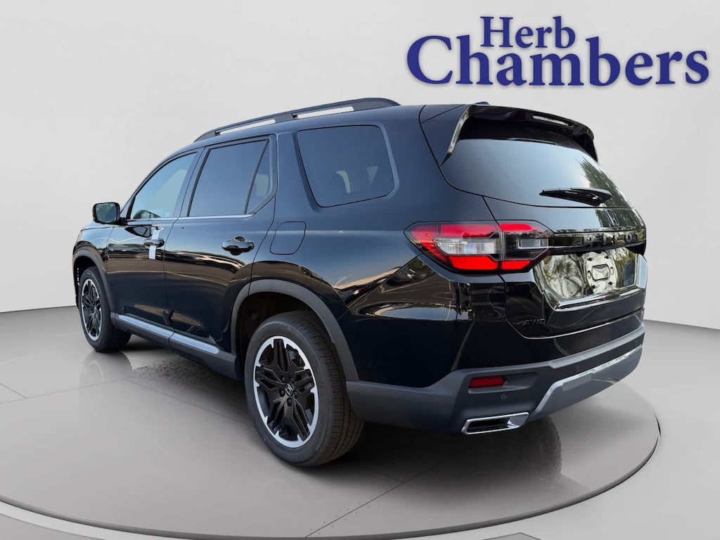 Used 2026 Honda Pilot Touring S SUV