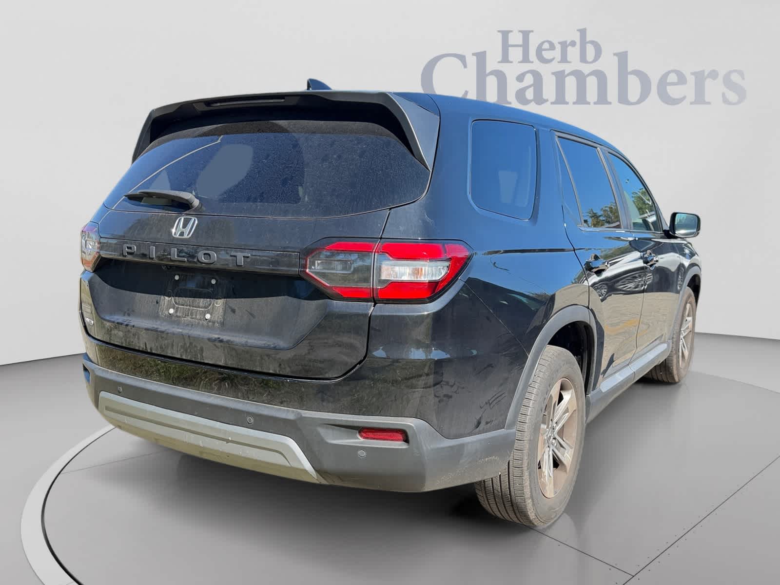 Used 2023 Honda Pilot EX-L 7 Passenger SUV