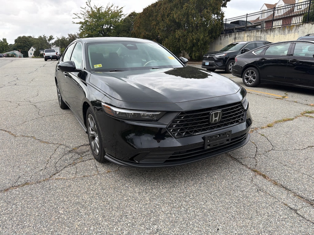 Used 2024 Honda Accord EX Sedan