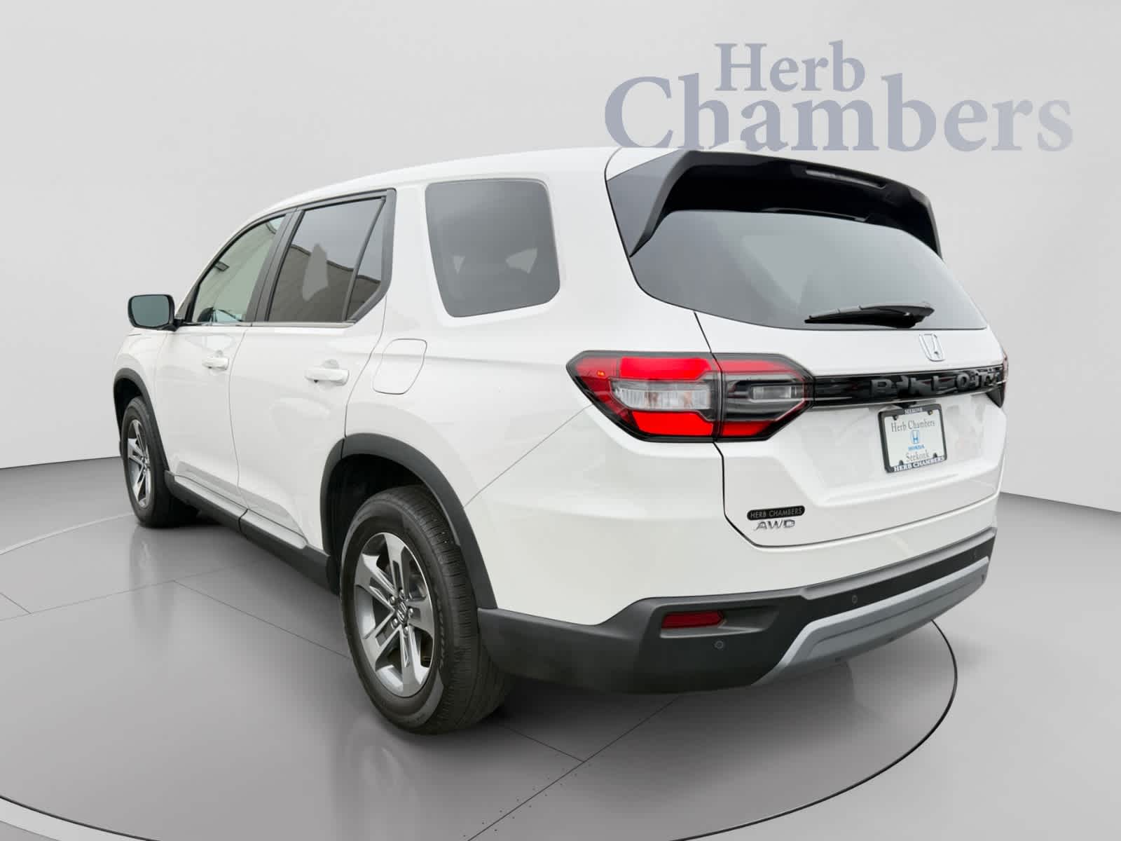 Used 2025 Honda Pilot EX-L SUV
