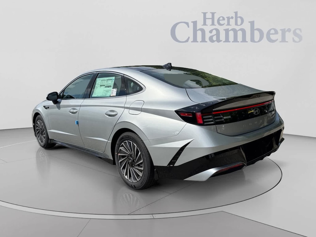 New 2026 Hyundai Sonata Hybrid SEL Sedan