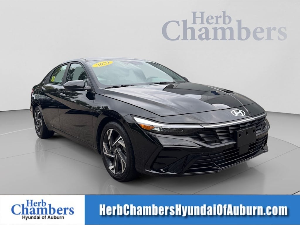 Used 2024 Hyundai Elantra SEL Sedan