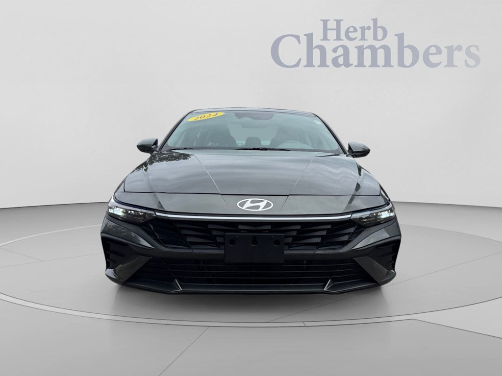 Used 2024 Hyundai Elantra Hybrid Blue Sedan