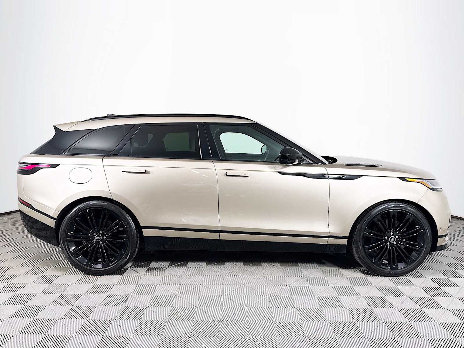 Certified 2026 Land Rover Range Rover Velar Dynamic SE SUV