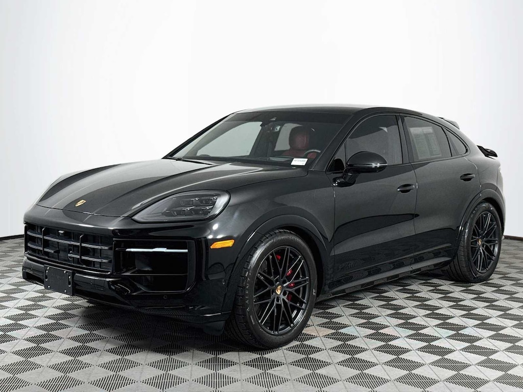 Used 2025 Porsche Cayenne GTS SUV