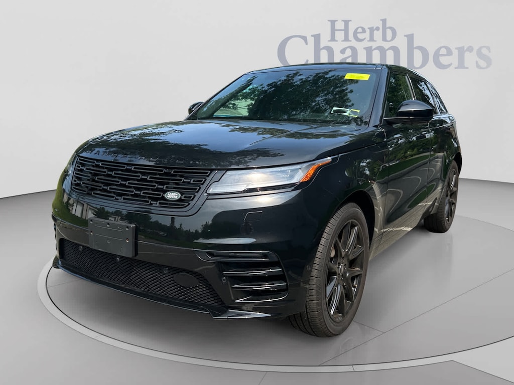 Used 2026 Land Rover Range Rover Velar Dynamic SE SUV