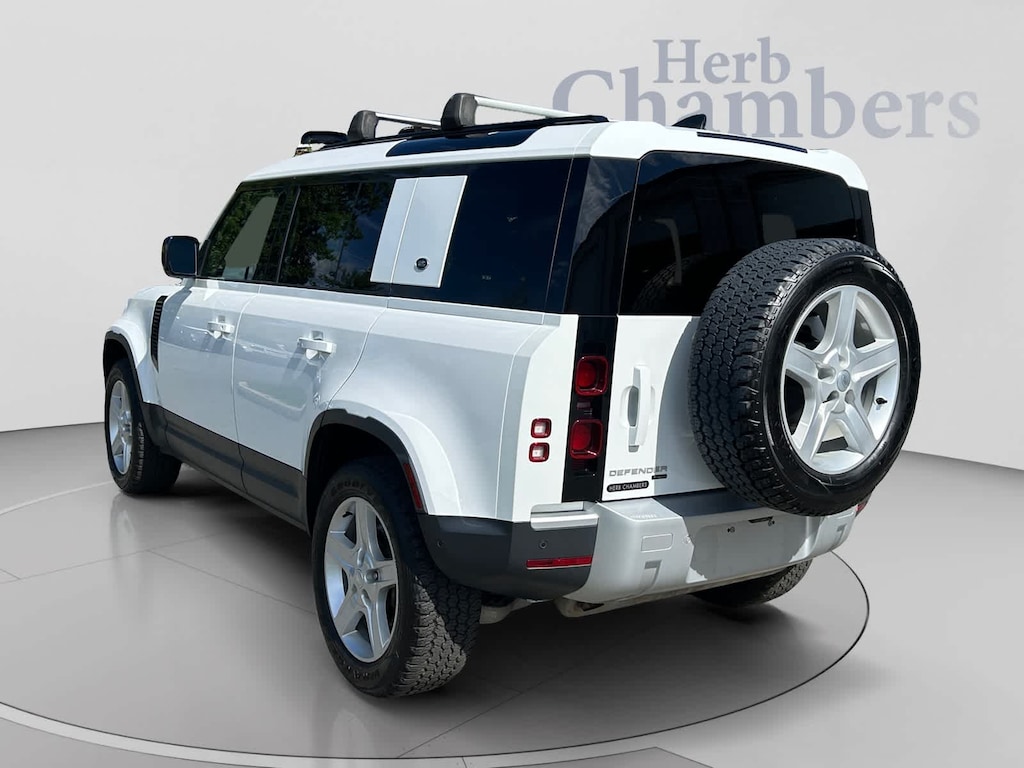 Used 2022 Land Rover Defender SE SUV