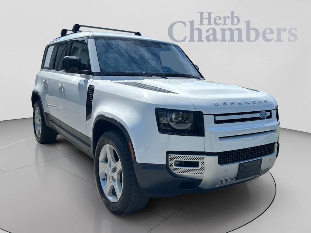Used 2022 Land Rover Defender SE SUV