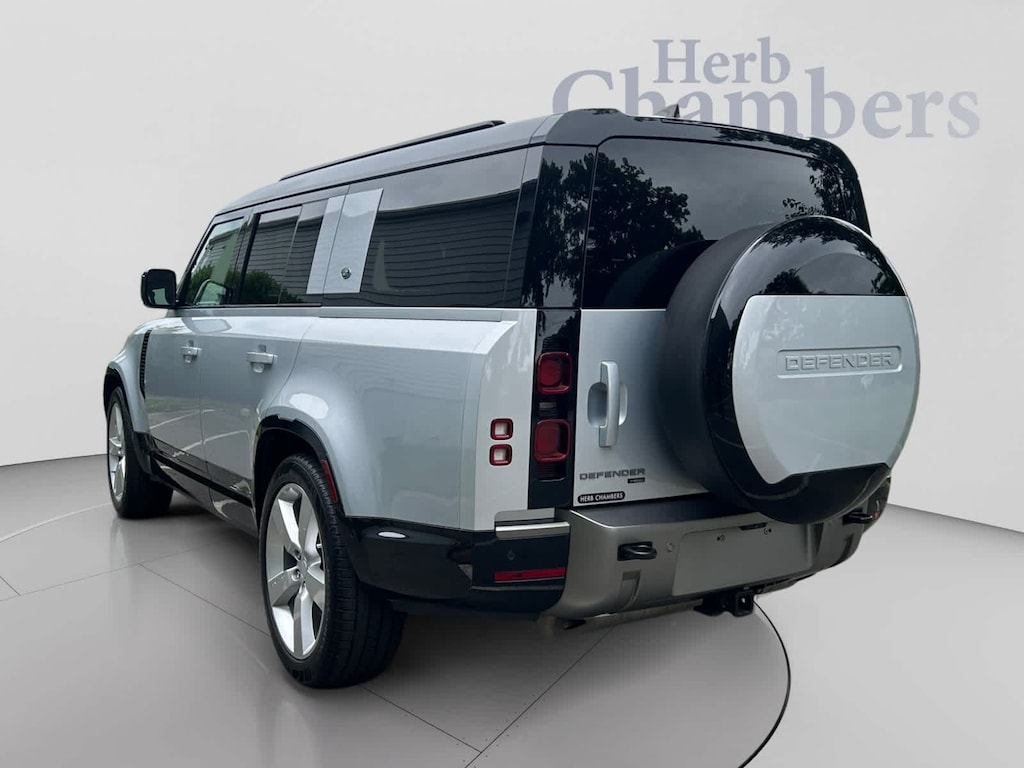 Used 2023 Land Rover Defender X-Dynamic SE SUV