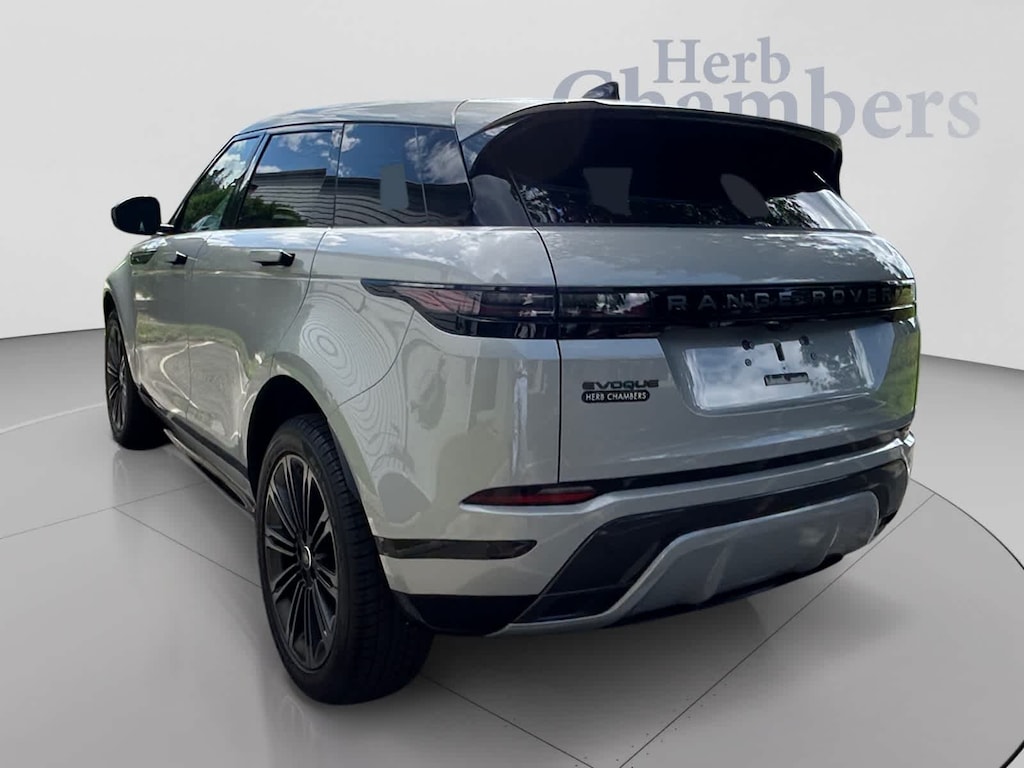 Used 2026 Land Rover Range Rover Evoque Dynamic SE SUV