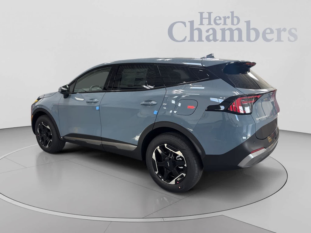 New 2027 Kia Sportage Hybrid S SUV