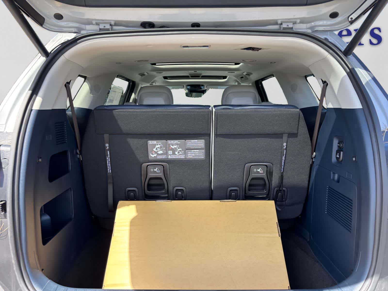2026 Kia Carnival SX Prestige - Photo 6