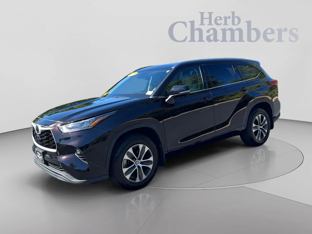 Used 2020 Toyota Highlander XLE SUV