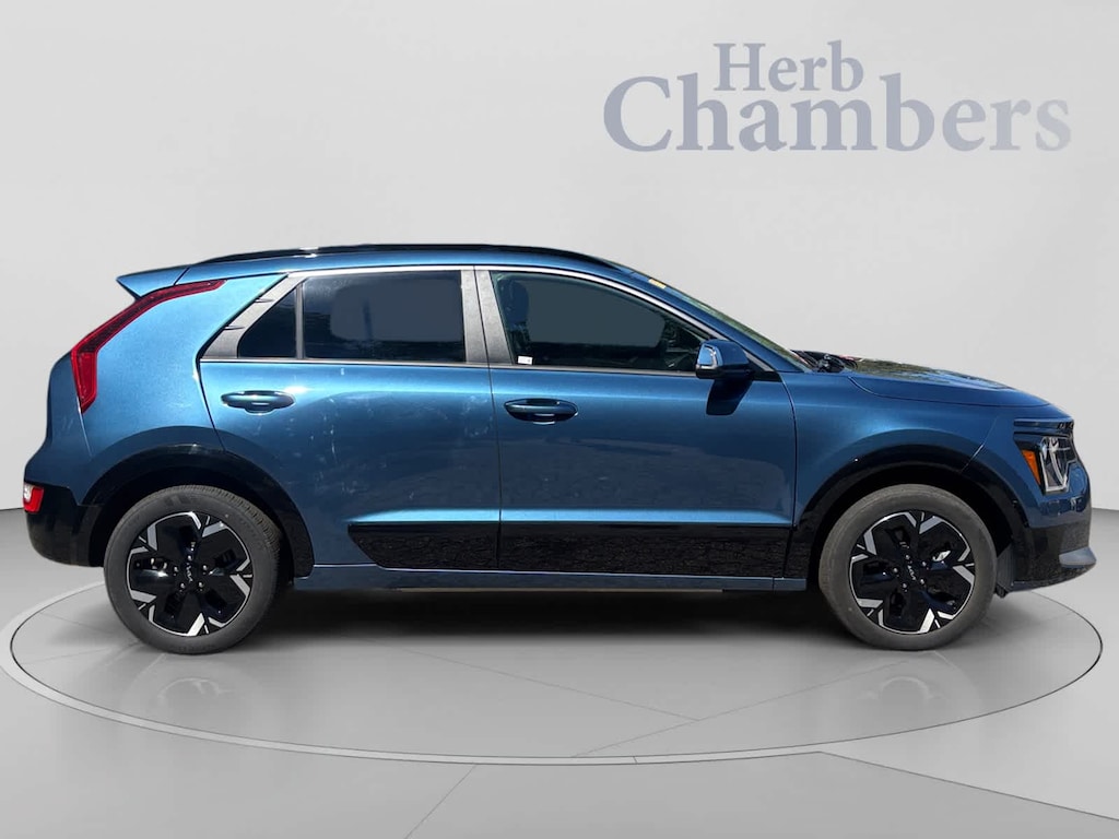 Certified 2023 Kia Niro EV Wind SUV