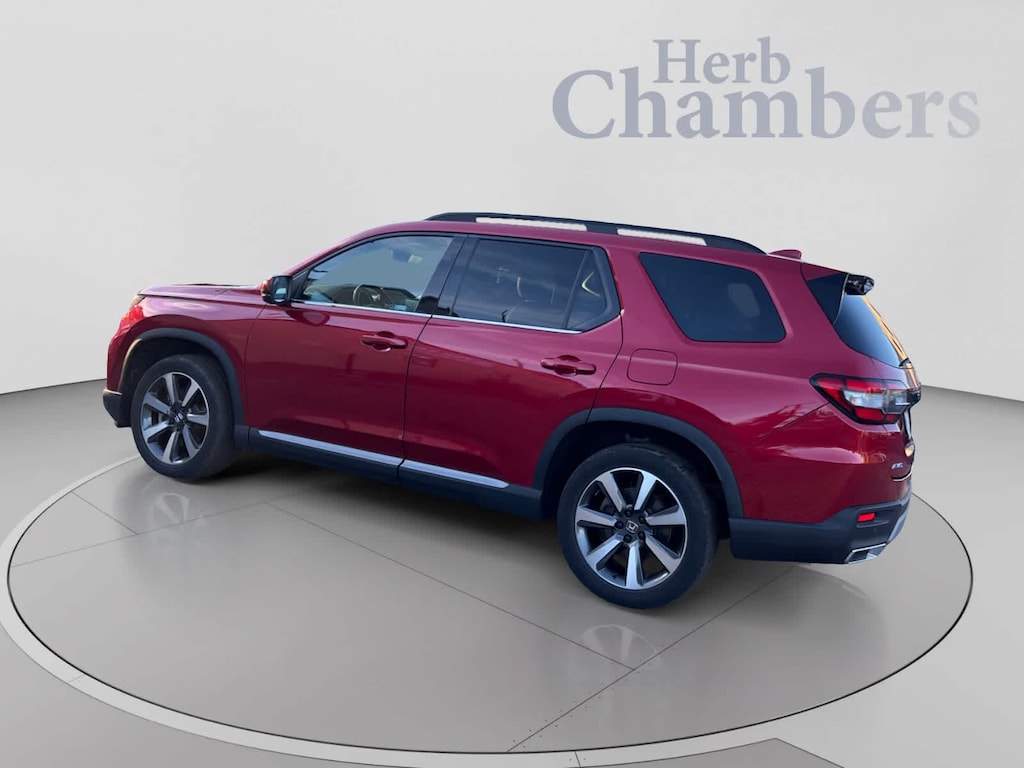 Used 2023 Honda Pilot Elite SUV