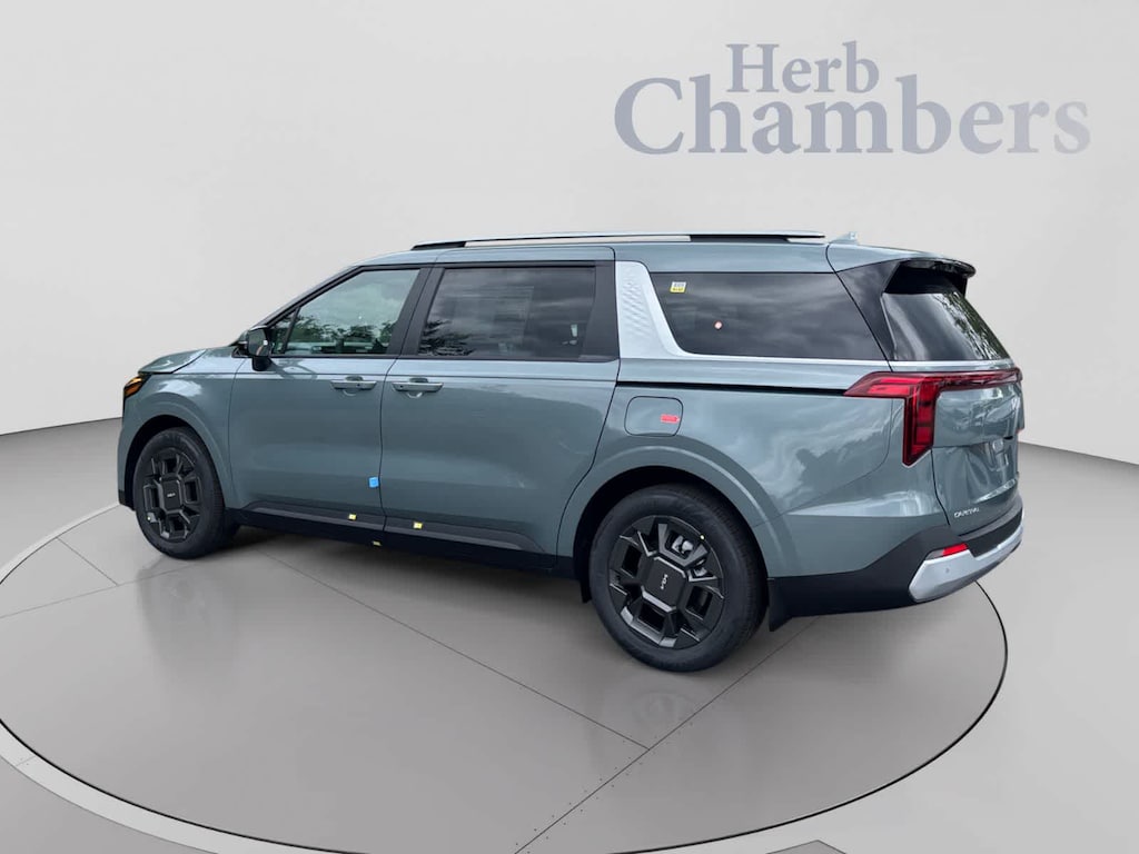 New 2027 Kia Carnival Hybrid EX Van Passenger Van