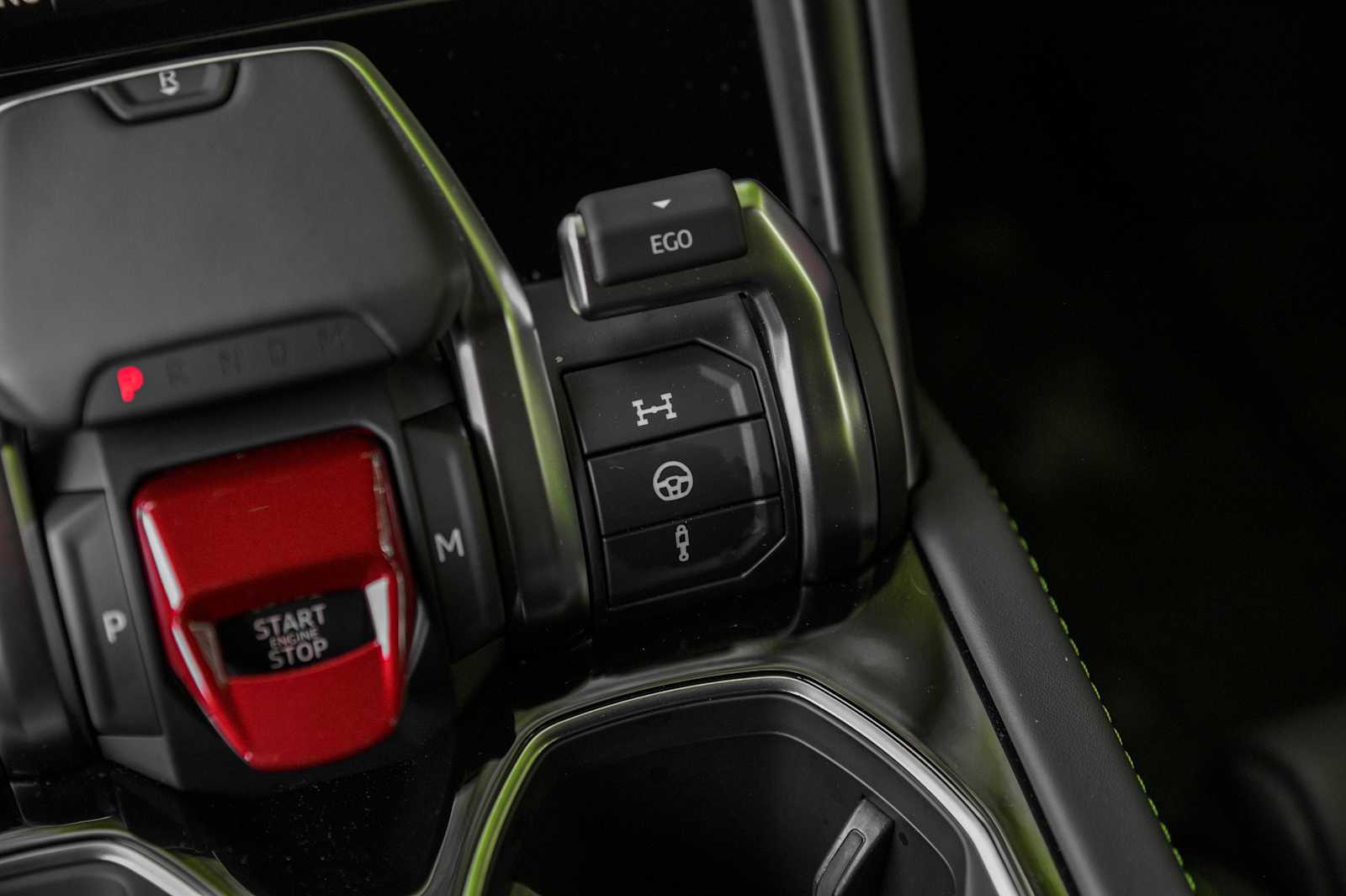 2024 Lamborghini Urus S - Photo 45