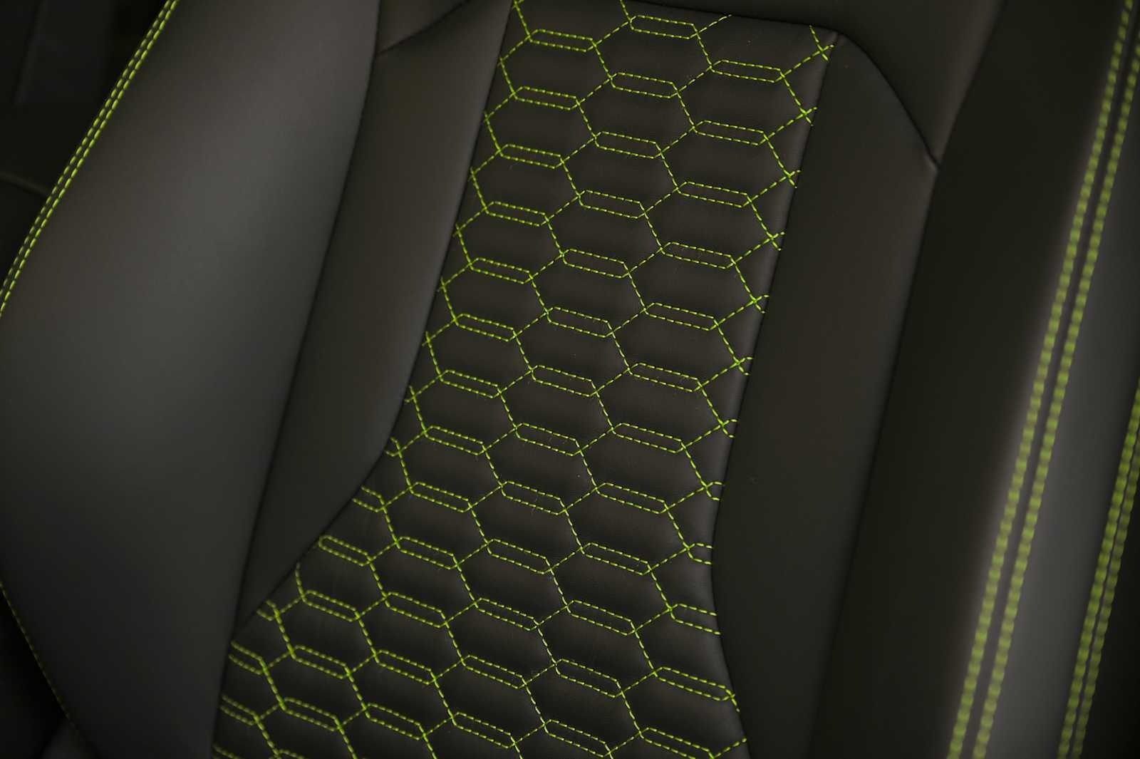 2024 Lamborghini Urus S - Photo 28